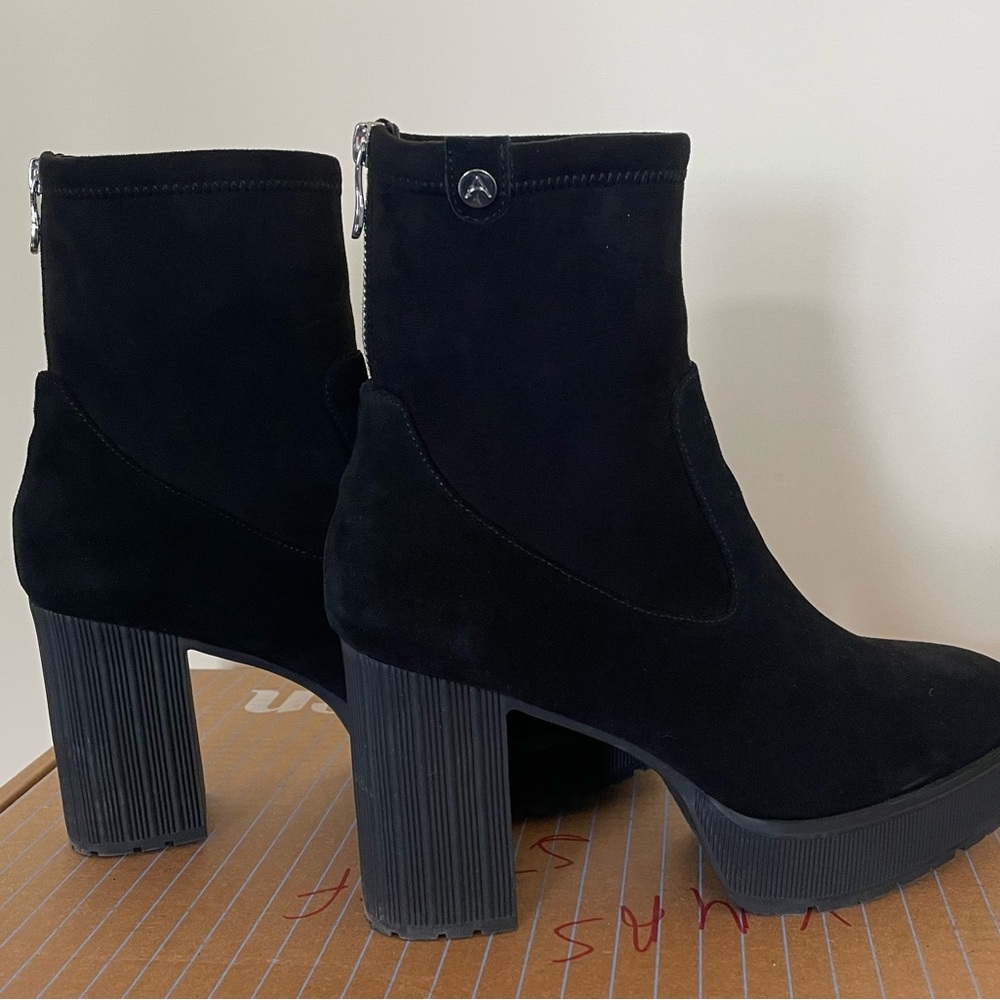 Just purchased worn once Browns Exclusive Artica water proof boots